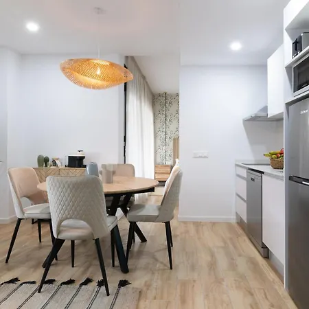 Dormforyou Arena Delux Terraza Hotel apartamentowy *